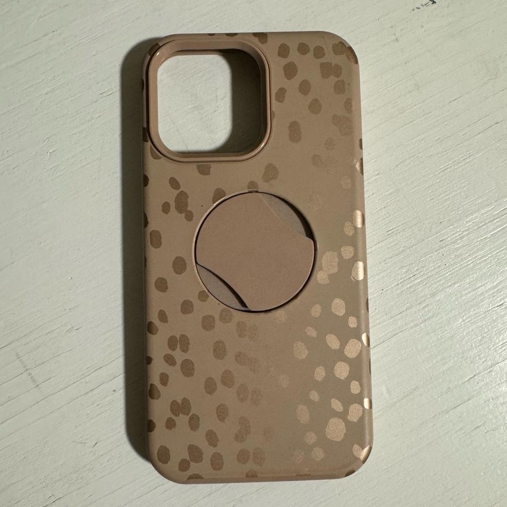 OtterGrip iPhone 15 Pro Max- On the Spot